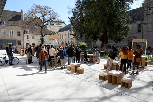 Food and Games Stands